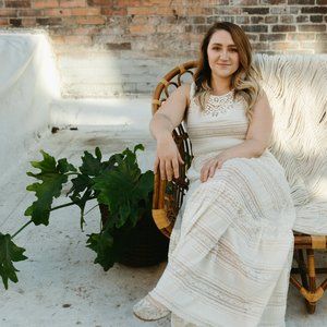 Meet your Posher, Sierra